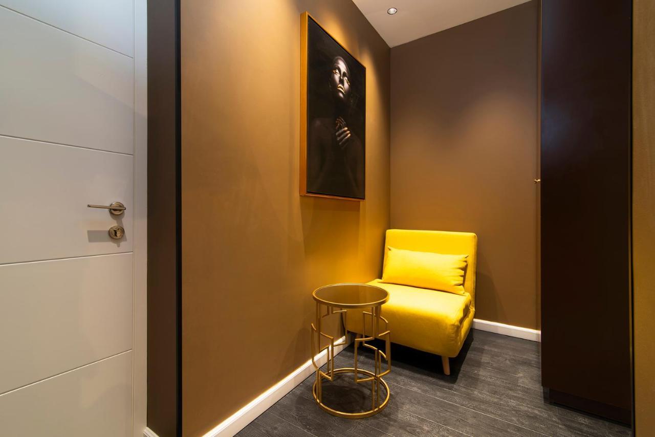 Crown Sea Apart Hotel Tel Aviv Esterno foto